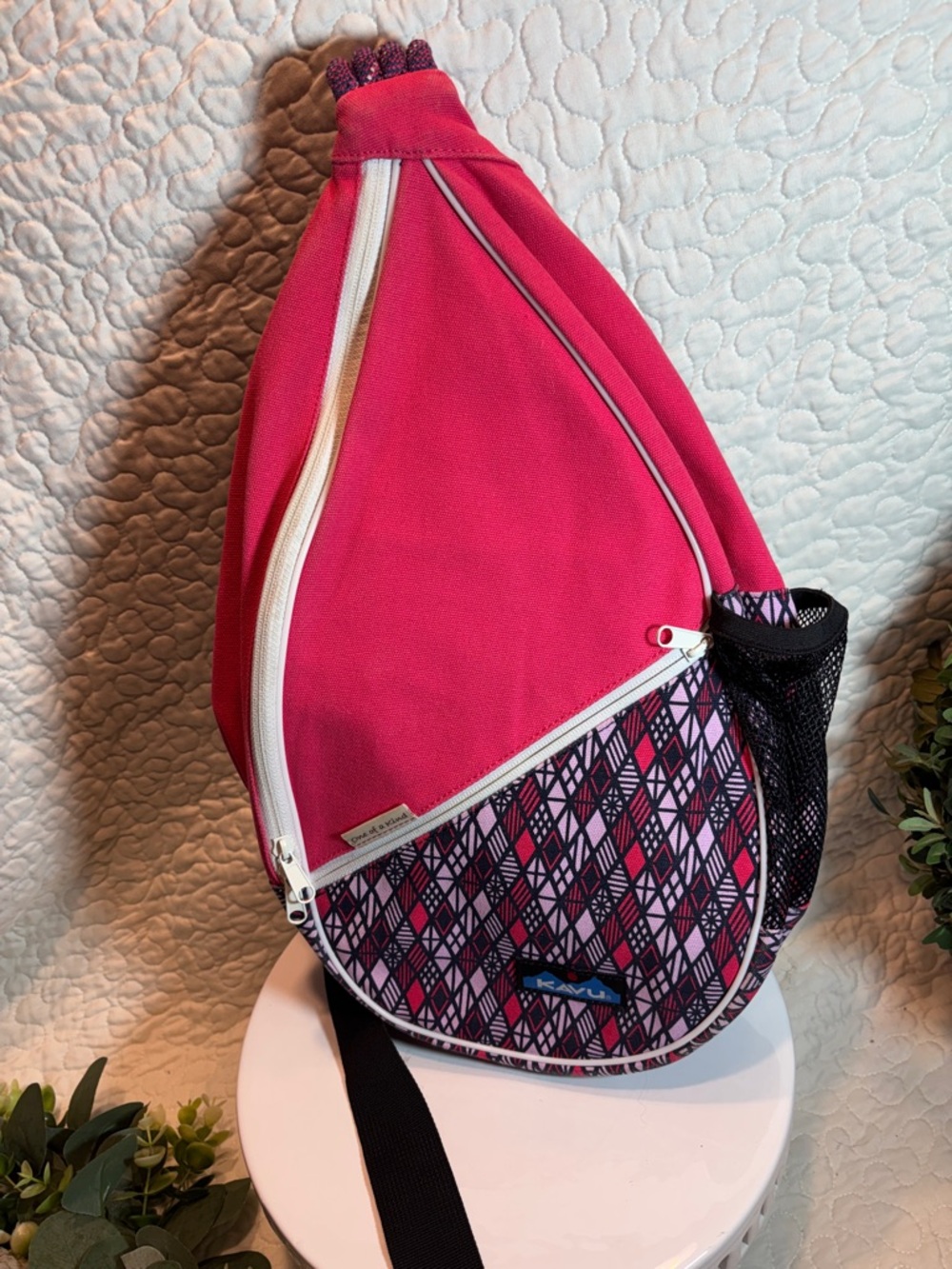 Kavu Hot Pink Patterned Crossbody Rope Sling Bag